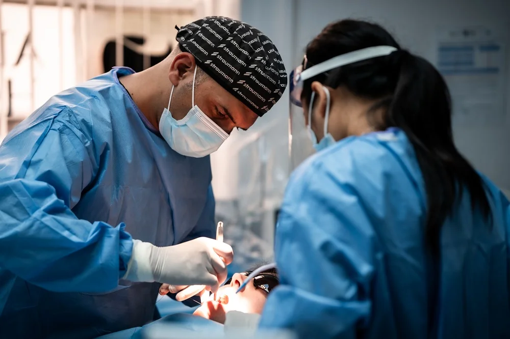 amit-and-patient-implants-hero